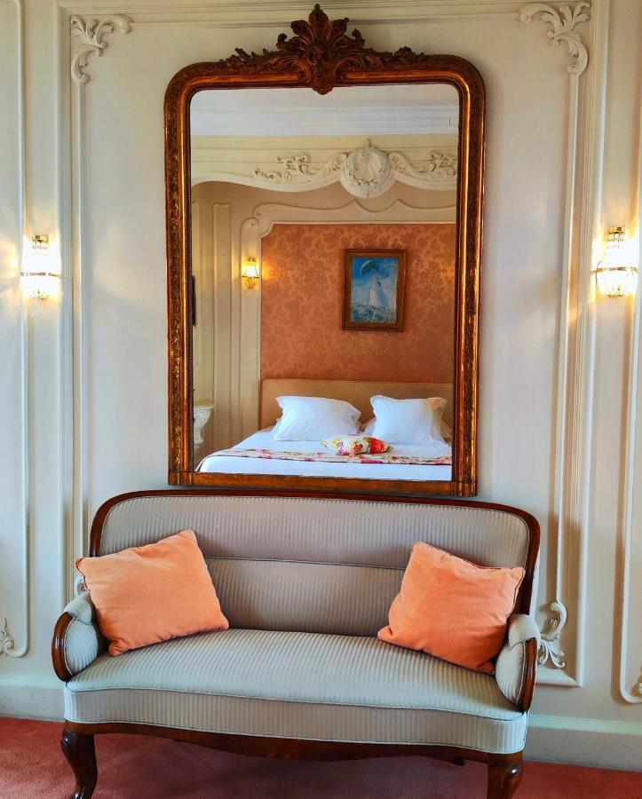 Logis Hotels Domaine Du Chatelard Dirac Zewnętrze zdjęcie