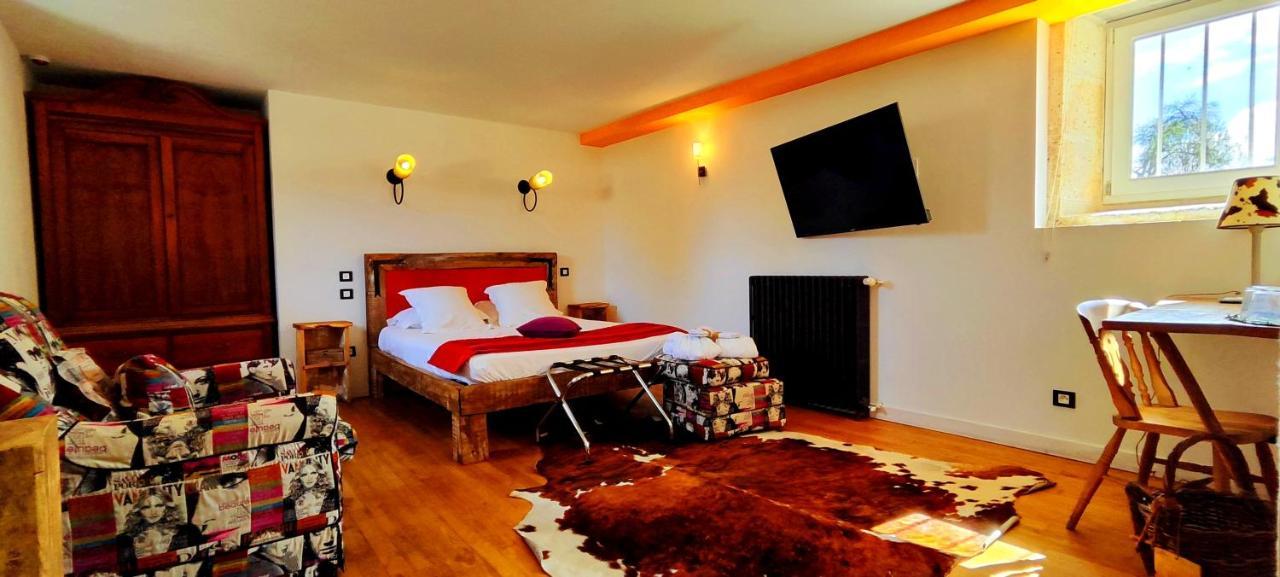 Logis Hotels Domaine Du Chatelard Dirac Zewnętrze zdjęcie