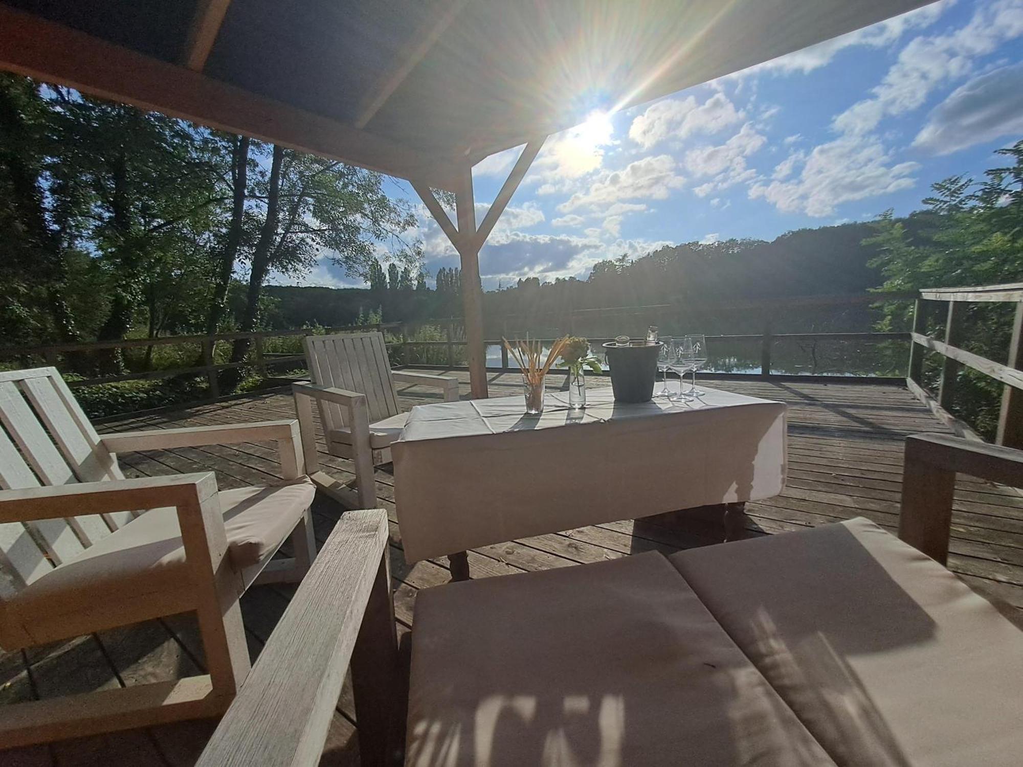 Logis Hotels Domaine Du Chatelard Dirac Zewnętrze zdjęcie