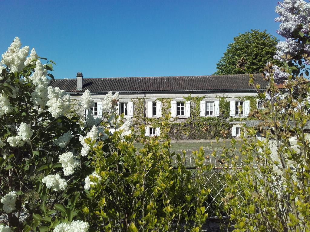 Logis Hotels Domaine Du Chatelard Dirac Zewnętrze zdjęcie