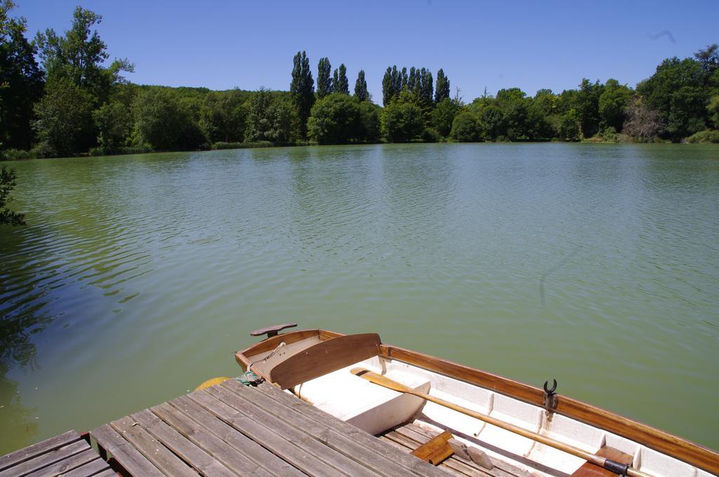 Logis Hotels Domaine Du Chatelard Dirac Zewnętrze zdjęcie