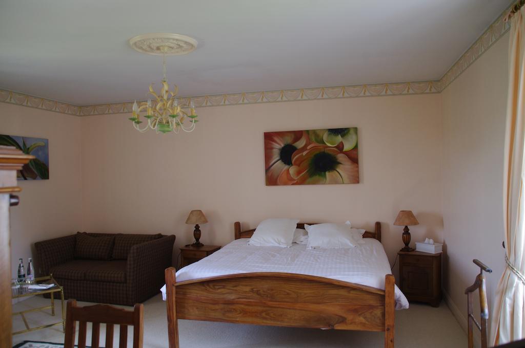Logis Hotels Domaine Du Chatelard Dirac Zewnętrze zdjęcie